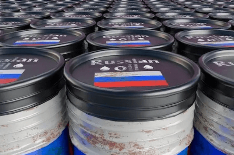 Russie : comment le géant pétrolier est contraint d’importer de l’essence face aux attaques de drones ukrainiens